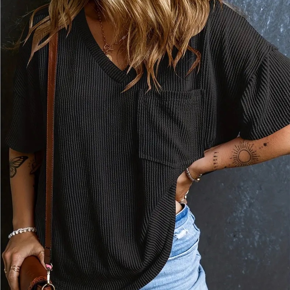 Black oversized V-Neck Women's Top with pocket size XL - Picture 4 of 5